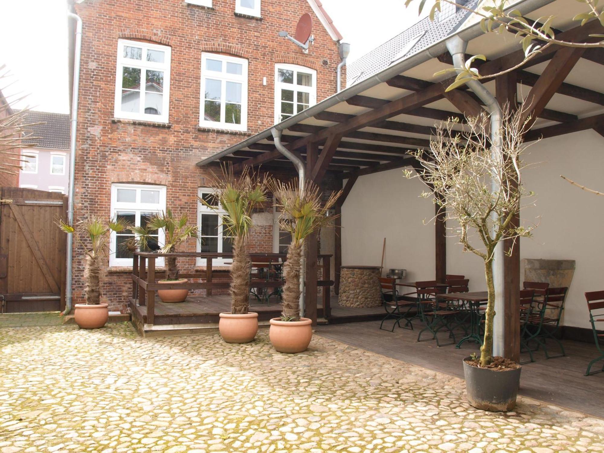 Lodge Am Oxenweg - Zimmer 4 ฮูซุม ภายนอก รูปภาพ