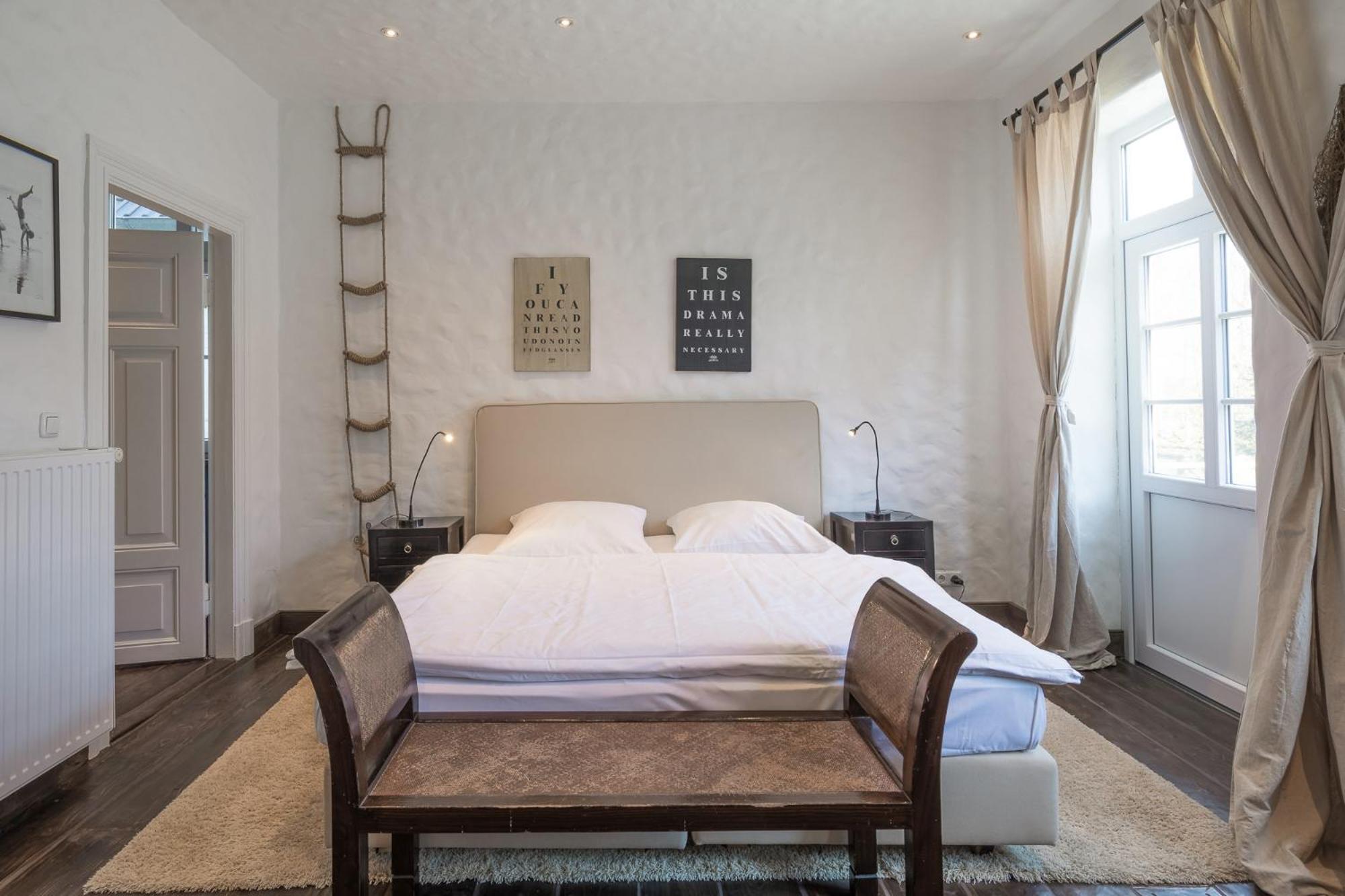 Lodge Am Oxenweg - Zimmer 4 ฮูซุม ภายนอก รูปภาพ